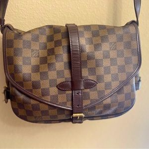 Louis Vuitton Damier ebene Saumur 30